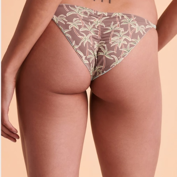 BODY GLOVE Salt Cay reversible swimsuit bottoms - Picture 2 of 12